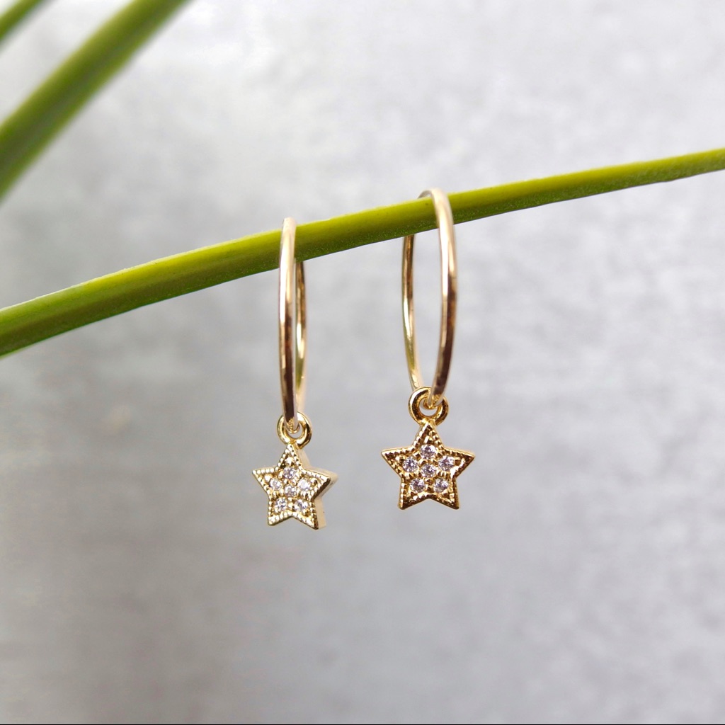 Pave Star Endless Hoop Earrings 14k Gold
